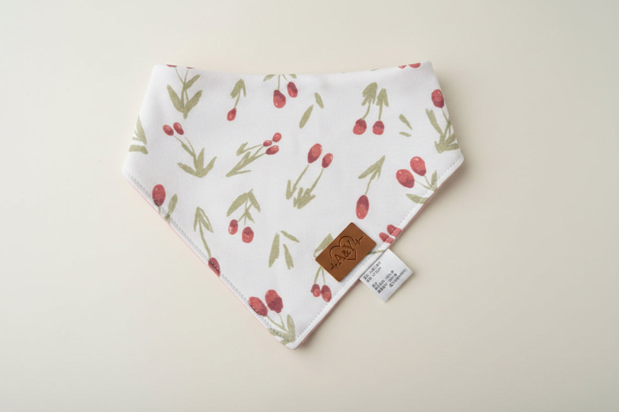 Tout Doux™ Bandana Bib — 100% Organic Cotton Muslin