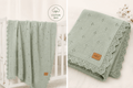 Couverture Bébé Tricotée en Coton Biologique — Bordure Dentelle & Volants — Tout Doux™