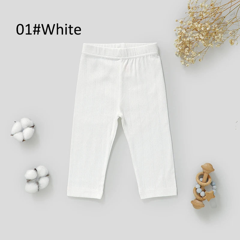 Pantalon pointelle en coton biologique Tout Doux™ — Blanc neige / Organic cotton pointelle baby pants Tout Doux™ — Snow white