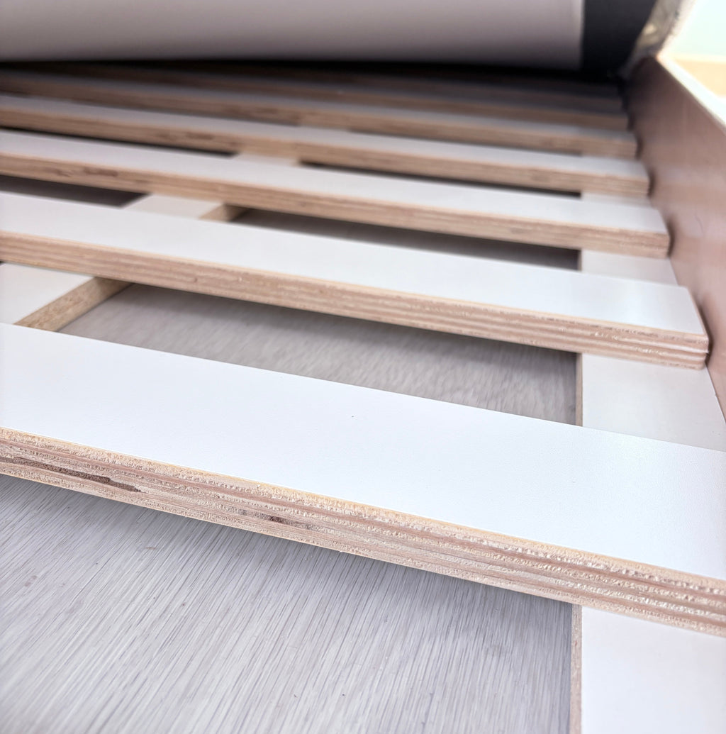 APPLE CRIB - Montessori Floor Bed with Rails by Sapiens Child