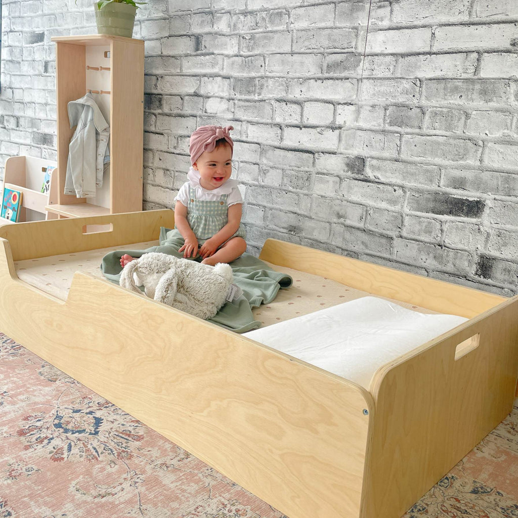 APPLE CRIB - Montessori Floor Bed with Rails by Sapiens Child