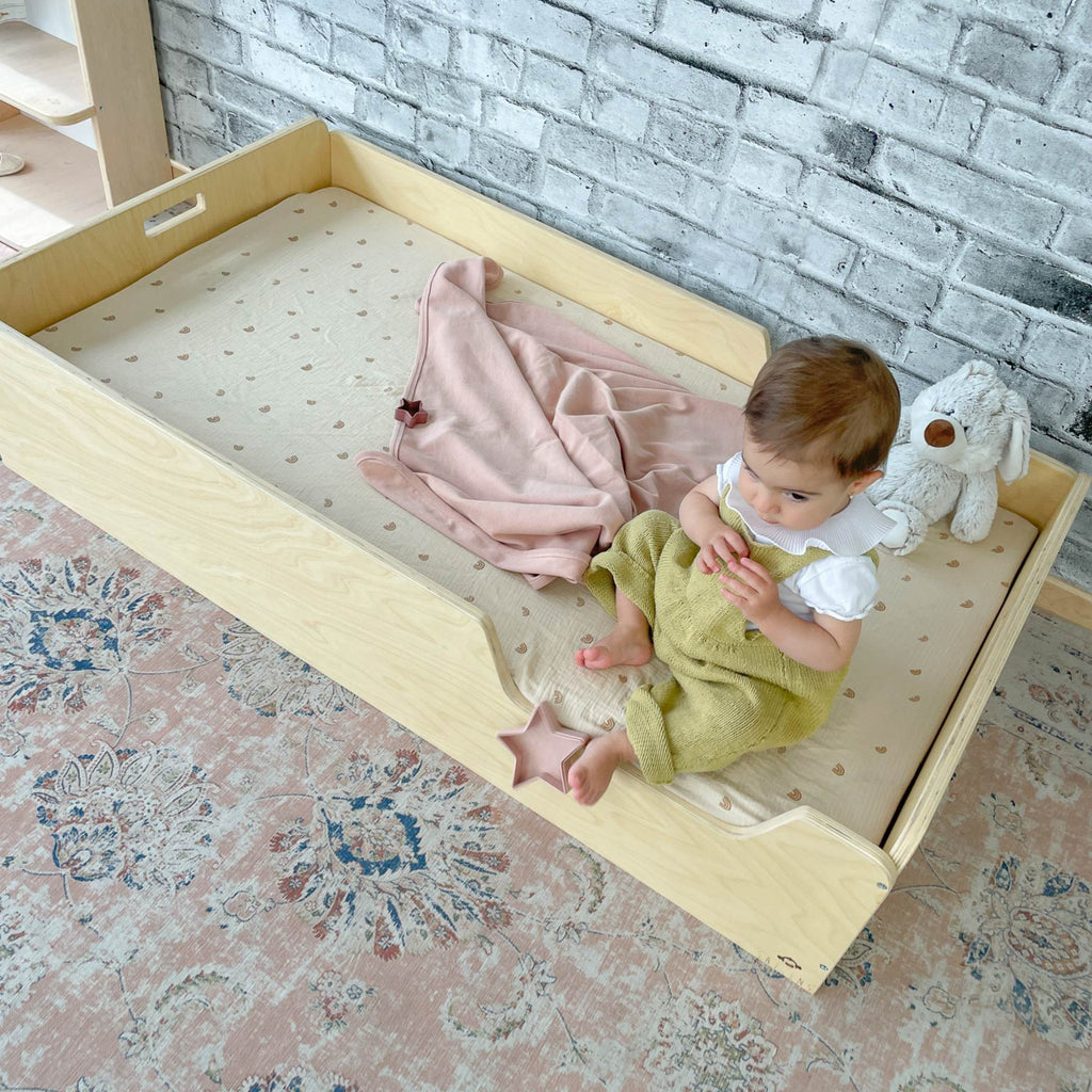 APPLE CRIB - Montessori Floor Bed with Rails by Sapiens Child