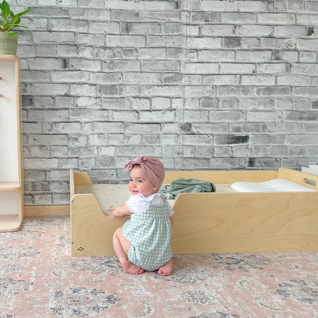 APPLE CRIB - Montessori Floor Bed with Rails by Sapiens Child