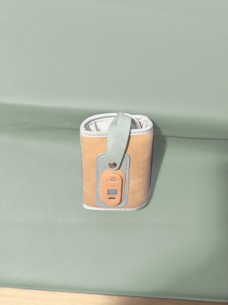 Chauffe-biberon portable USB A&Y — Abricot, vue détaillée — vue 2